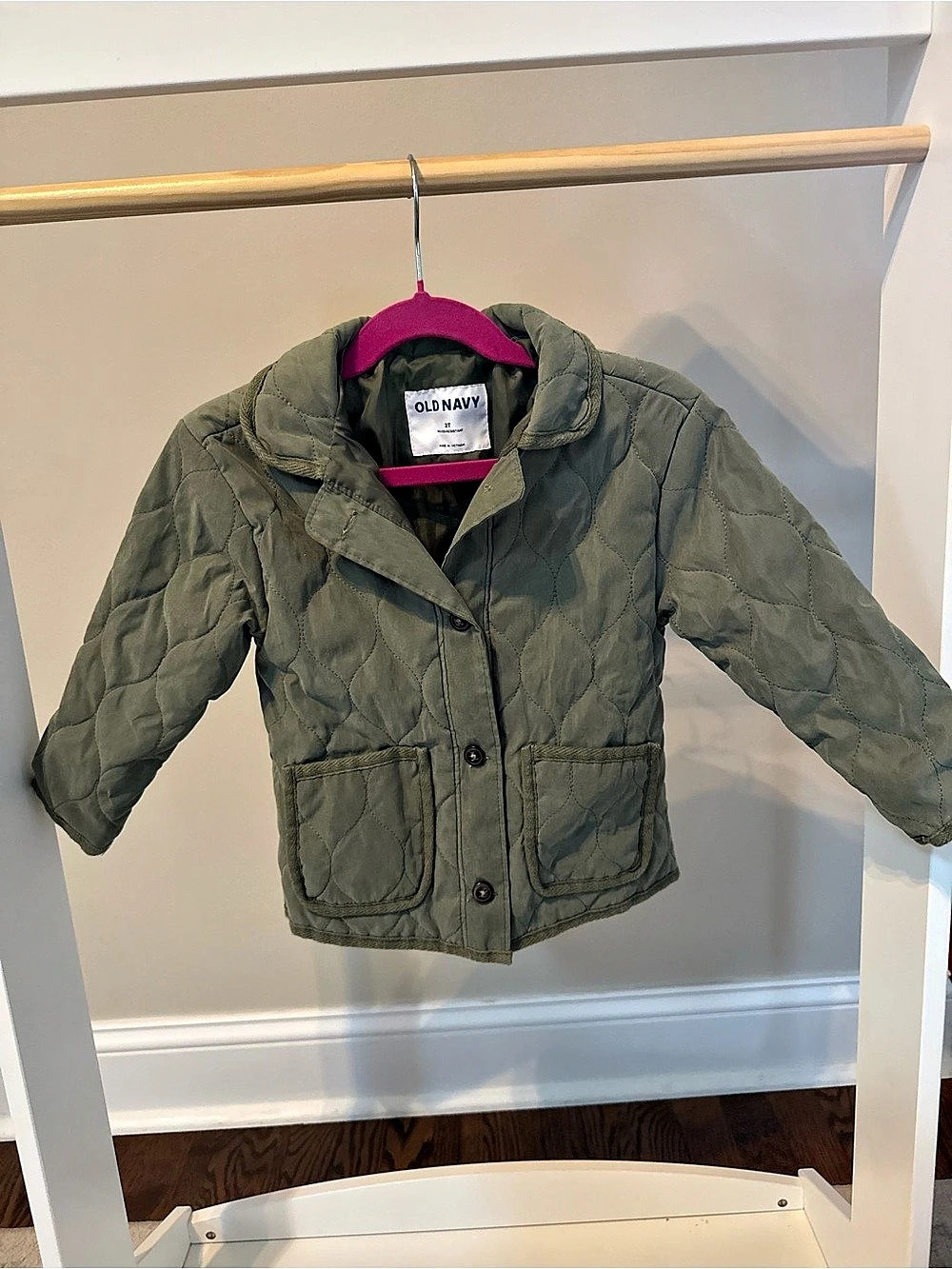 Old Navy Quilted Puffer Jacket in Green Like New